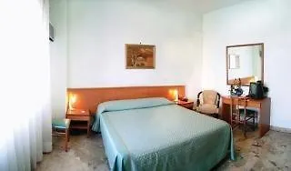 ***  Astro Hotel Cefalù Italie